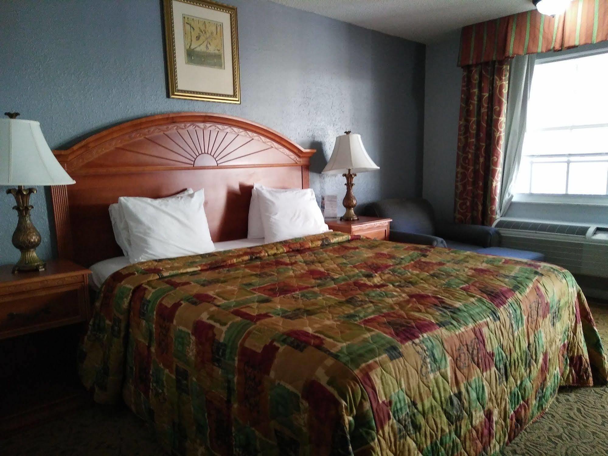 Travelodge By Wyndham Venice Venice Gardens Екстер'єр фото