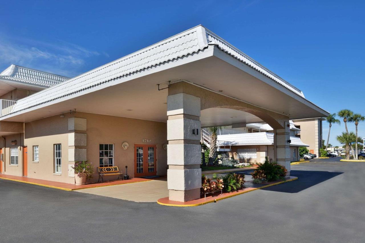 Travelodge By Wyndham Venice Venice Gardens Екстер'єр фото